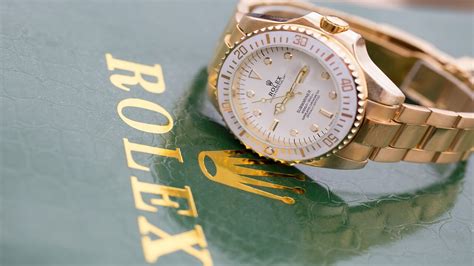 do rolex watches tick or sweep